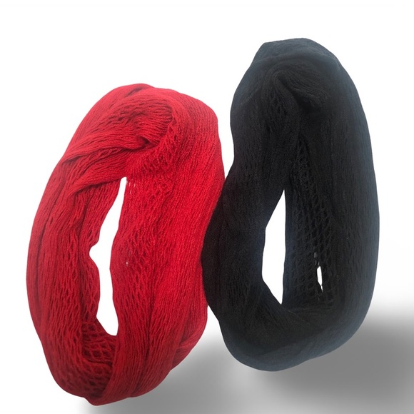 2 Loose Knit Infinity Scarves - Picture 1 of 6